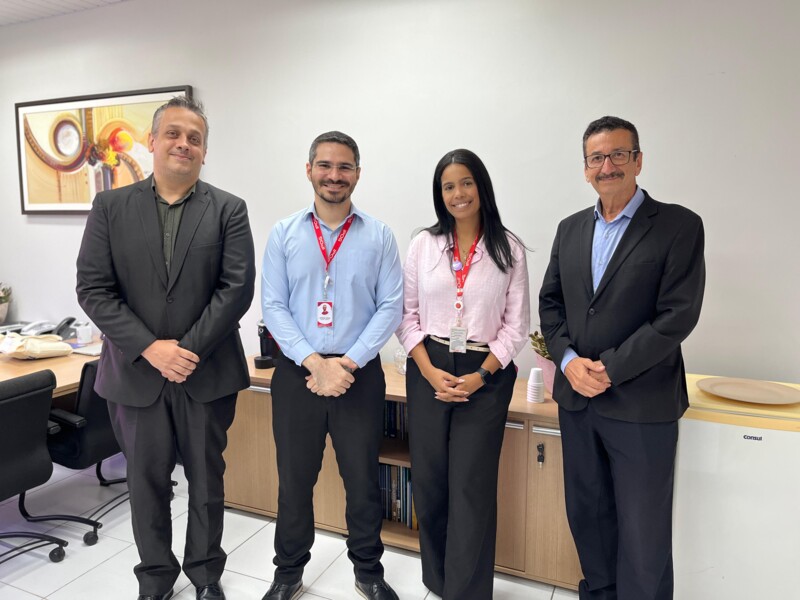 crcal-realiza-reuniao-para-fortalecer-parceria-com-o-ipog-maceio