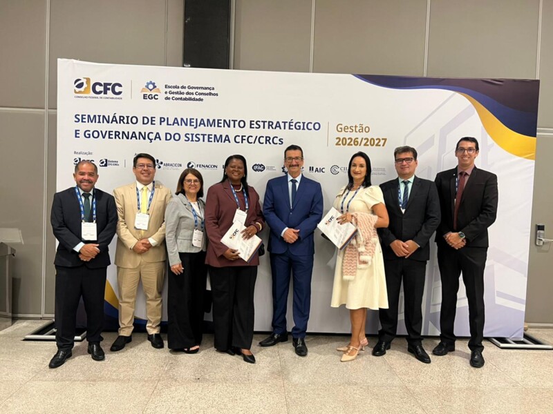 comitiva-do-crcal-participa-do-seminario-de-planejamento-estrategico-e-governanca-do-sistema-cfccrcs