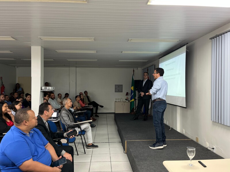 crcal-realiza-primeira-palestra-do-ano-sobre-reforma-tributaria-com-auditorio-lotado