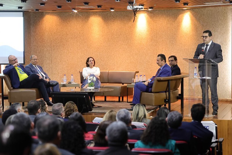 representantes-do-crcal-participaram-do-4-seminario-de-fiscalizacao-do-sistema-cfccrcs-em-brasilia