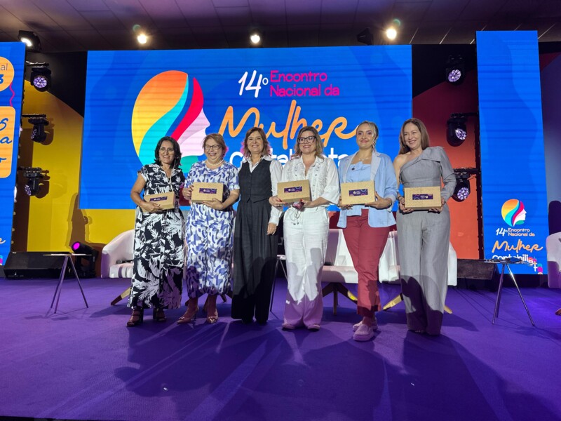 presidente-do-crcal-participa-de-painel-sobre-lideranca-feminina-no-14-enmc-com-a-mediacao-de-maria-clara-bugarim